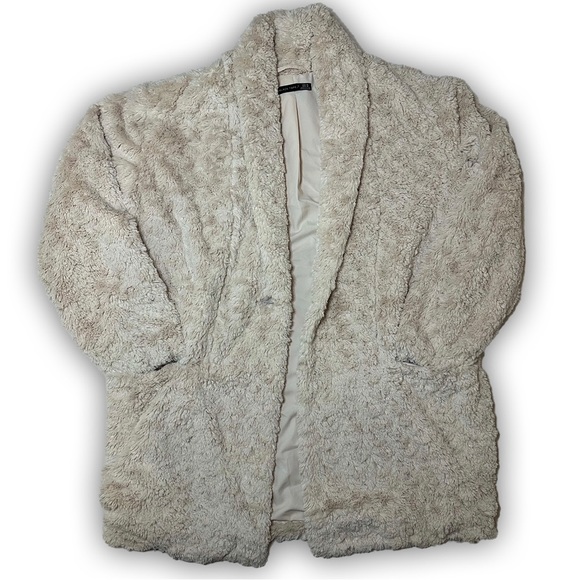 Soft Fuzzy Blazer Style Jacket - Picture 2 of 3